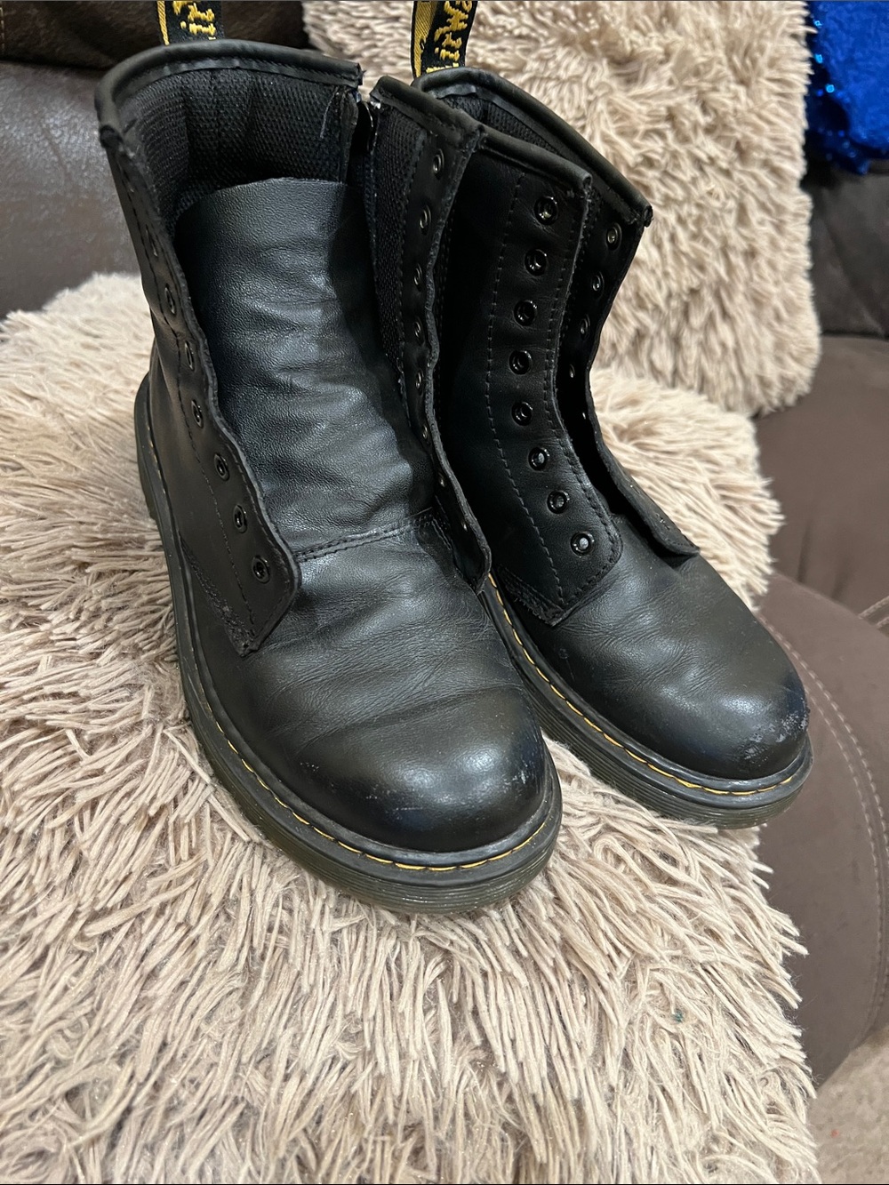 Dr. Martens Kids Black Leather Lace-Up Boots with Yellow Stitching
